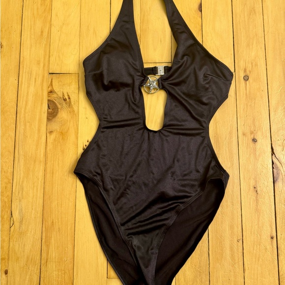 Killstar bodysuit, worn once, just fits too big for me - Picture 2 of 4